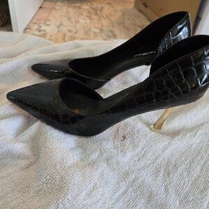 Fenghui shoes size 39 equivalent to 8.5US